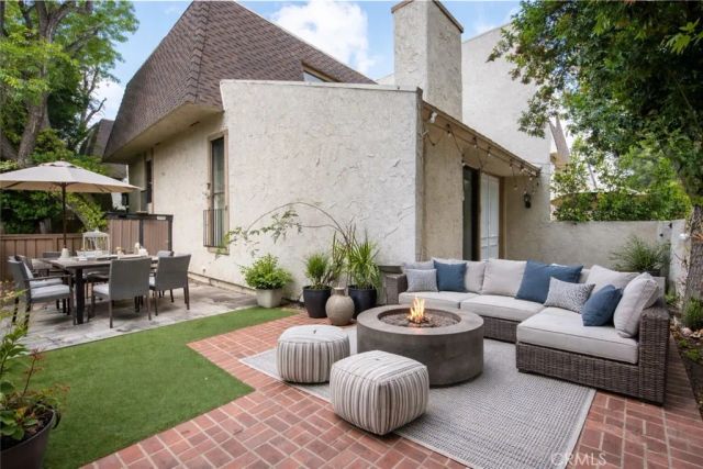 6121 Shoup Avenue 35, Woodland Hills, CA 91367
