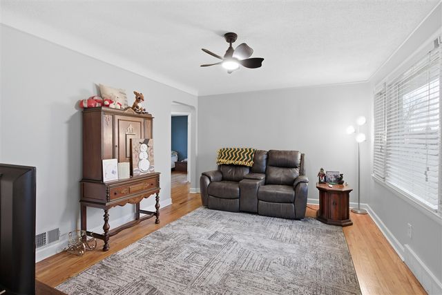 7324 Mckinley, Center Line, MI 48015