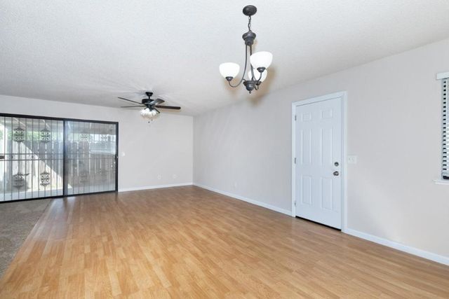 377 W Alluvial Avenue, Pinedale, CA 93650