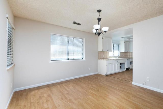 377 W Alluvial Avenue, Pinedale, CA 93650