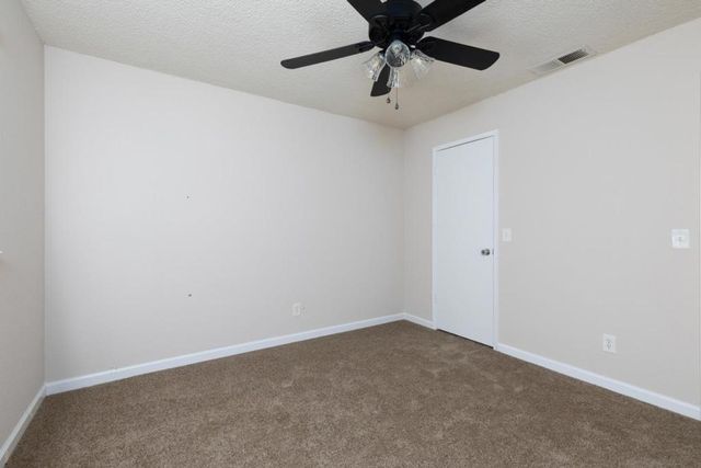 377 W Alluvial Avenue, Pinedale, CA 93650