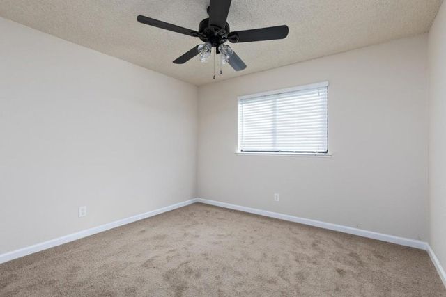 377 W Alluvial Avenue, Pinedale, CA 93650