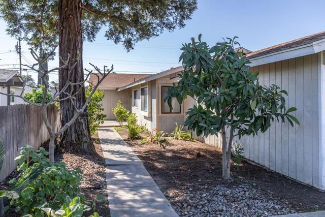 377 W Alluvial Avenue, Pinedale, CA 93650