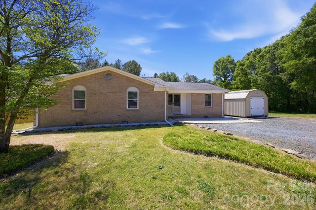 234 Oak Lane, Oakboro, NC 28129