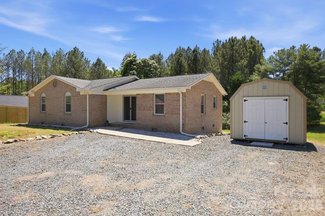 234 Oak Lane, Oakboro, NC 28129
