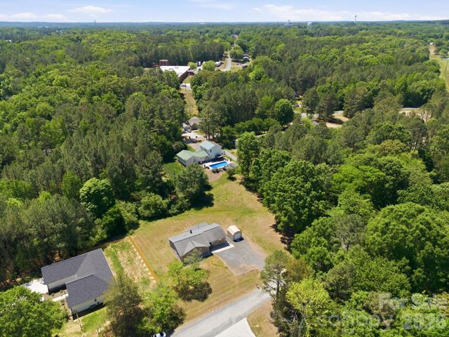 234 Oak Lane, Oakboro, NC 28129