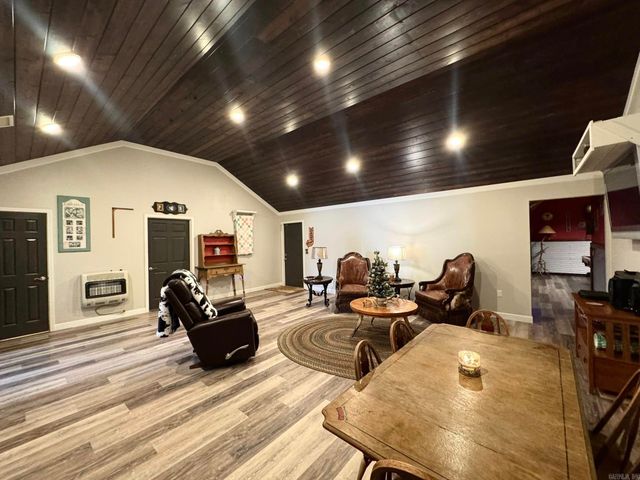 7099 S Hwy 9, Mountain View, AR 72560