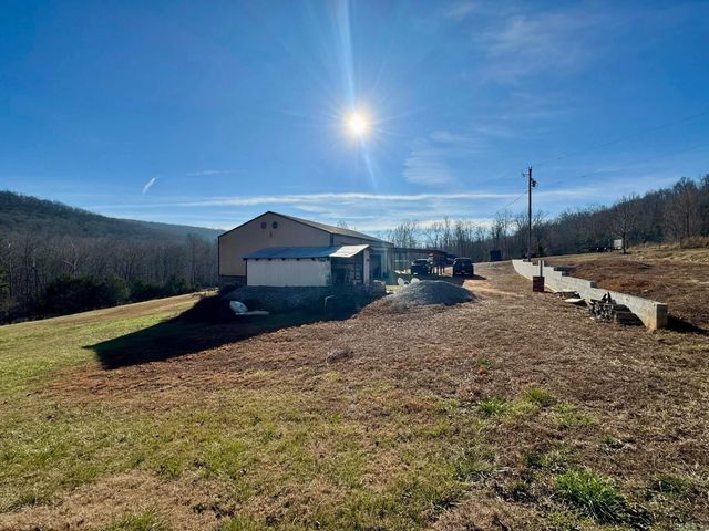 7099 S Hwy 9, Mountain View, AR 72560