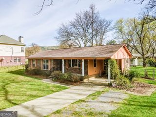 16 Mango Road NE, Rome, GA 30161