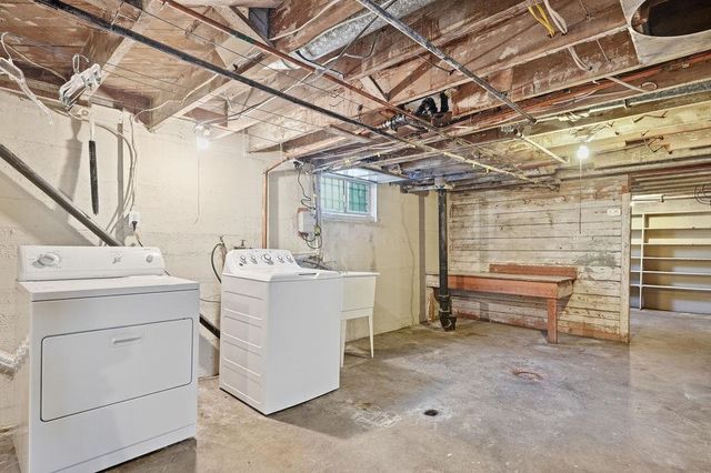 2709 E Illinois Ave, Spokane, WA 99207