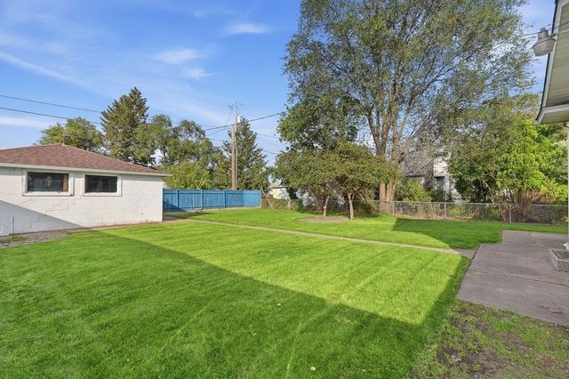 2709 E Illinois Ave, Spokane, WA 99207