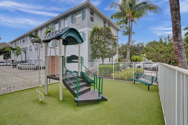 1252 Piazza Antinori, Boynton Beach, FL 33426