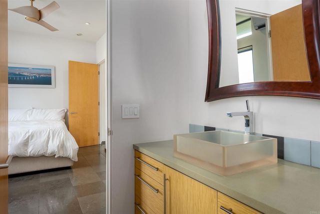 602 Glenmont Dr, Solana Beach, CA 92075
