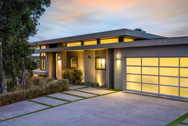 602 Glenmont Dr, Solana Beach, CA 92075