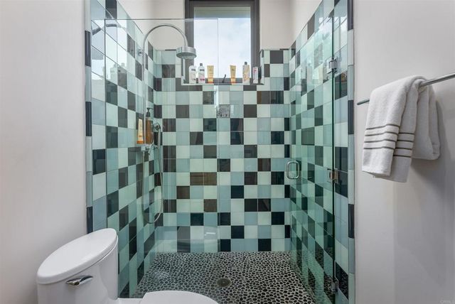 602 Glenmont Dr, Solana Beach, CA 92075