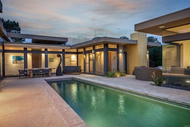 602 Glenmont Dr, Solana Beach, CA 92075