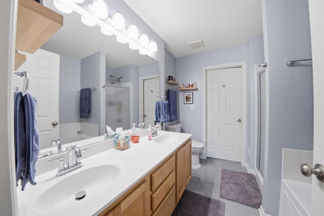 1574 Liberty Circle, Shakopee, MN 55379