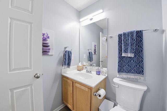 1574 Liberty Circle, Shakopee, MN 55379
