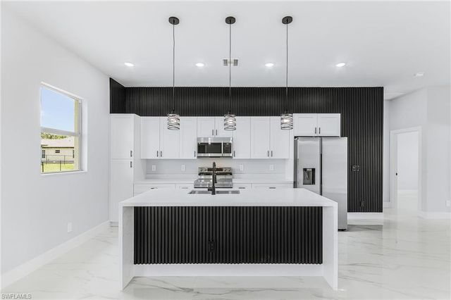 748 Chestnut ST E, Lehigh Acres, FL 33974