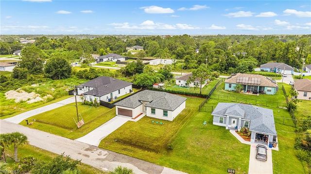 748 Chestnut ST E, Lehigh Acres, FL 33974