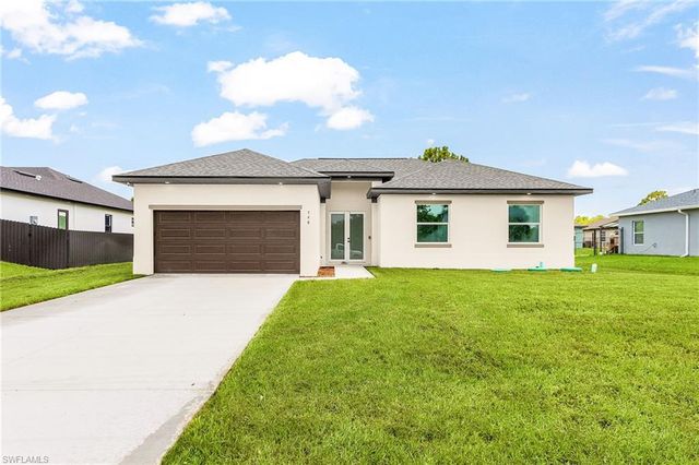 748 Chestnut ST E, Lehigh Acres, FL 33974