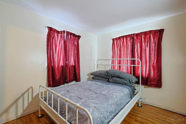 906 Garnoa Drive, Springfield Twp., OH 45231