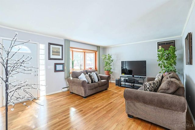 906 Garnoa Drive, Springfield Twp., OH 45231