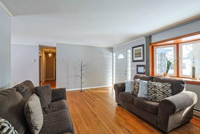 906 Garnoa Drive, Springfield Twp., OH 45231