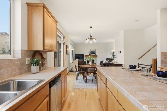 20101 11th Avenue W, Lynnwood, WA 98036