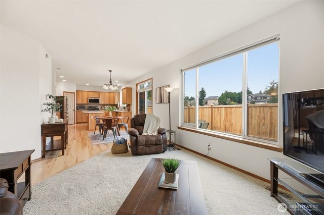 20101 11th Avenue W, Lynnwood, WA 98036