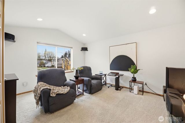 20101 11th Avenue W, Lynnwood, WA 98036