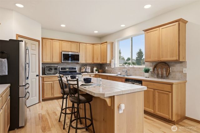 20101 11th Avenue W, Lynnwood, WA 98036