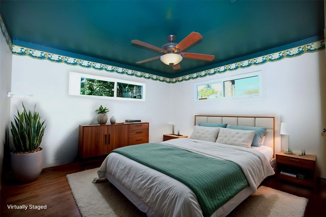 700 Wesley Drive Drive, Clute, TX 77531