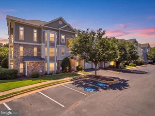504 SUNSET VIEW TER SE #301, Leesburg, VA 20175