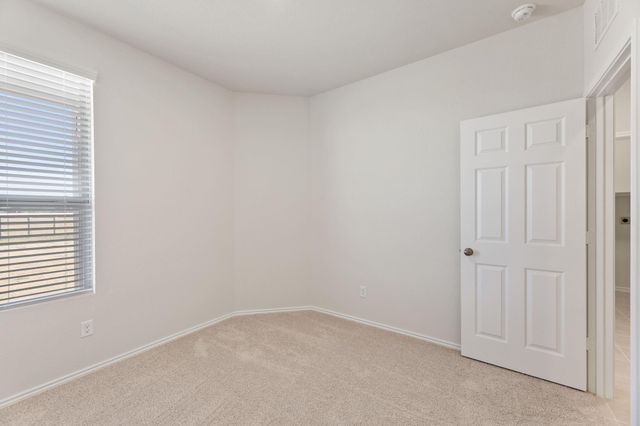 109 Innisfree RD, Jarrell, TX 76537