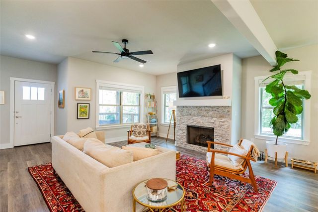 1 Rountree Circle, Bella Vista, AR 72715