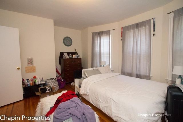 66 Chestnut St 2, Brookline, MA 02445