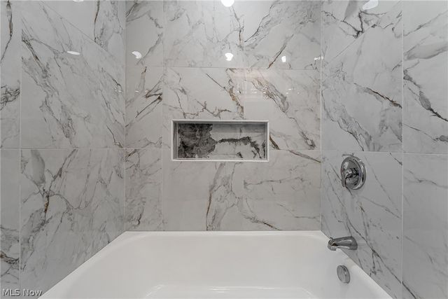 1384 Argonne Road, South Euclid, OH 44121