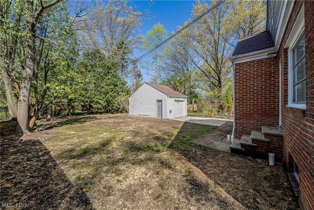 1384 Argonne Road, South Euclid, OH 44121