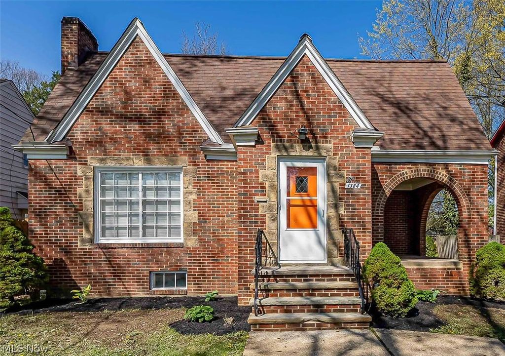 1384 Argonne Road, South Euclid, OH 44121