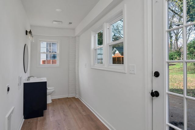 303 5th Ave, Columbia, TN 38401