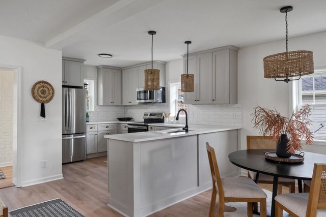 303 5th Ave, Columbia, TN 38401