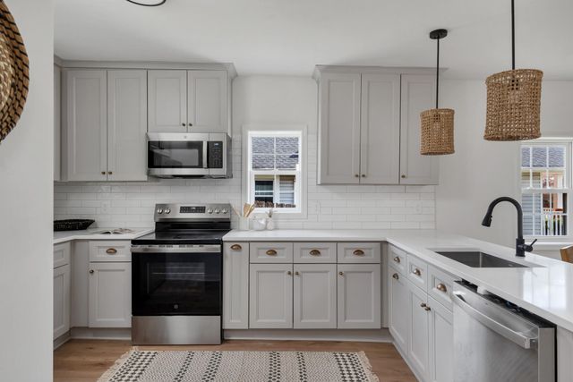 303 5th Ave, Columbia, TN 38401