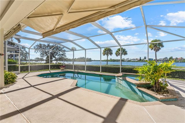 711 Marbrisa River Lane, Vero Beach, FL 32963