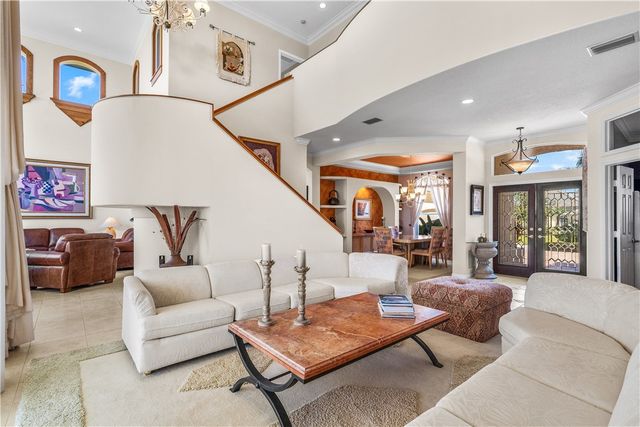 711 Marbrisa River Lane, Vero Beach, FL 32963