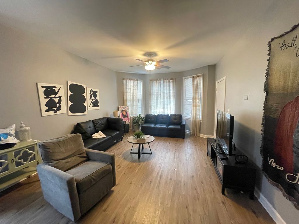 4155 W Roscoe Street, Chicago, IL 60641 — photo 3