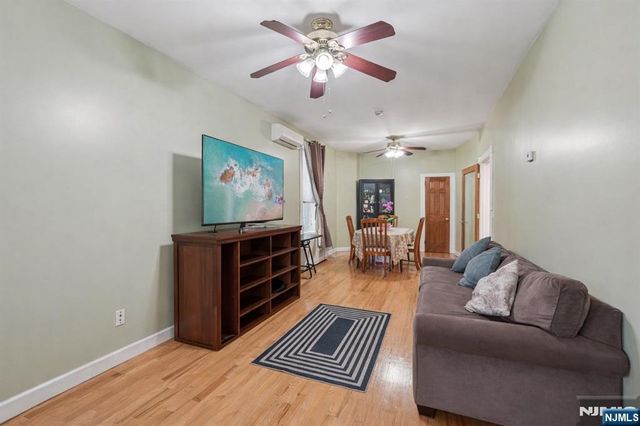 20 Concord Street, Jersey City, NJ 07306