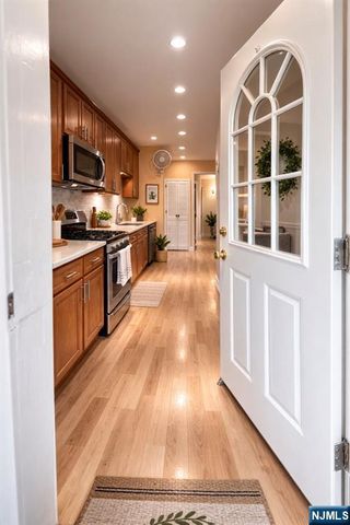 20 Concord Street, Jersey City, NJ 07306