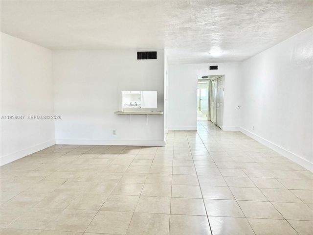 1855 NE 121st St 6, North Miami, FL 33181