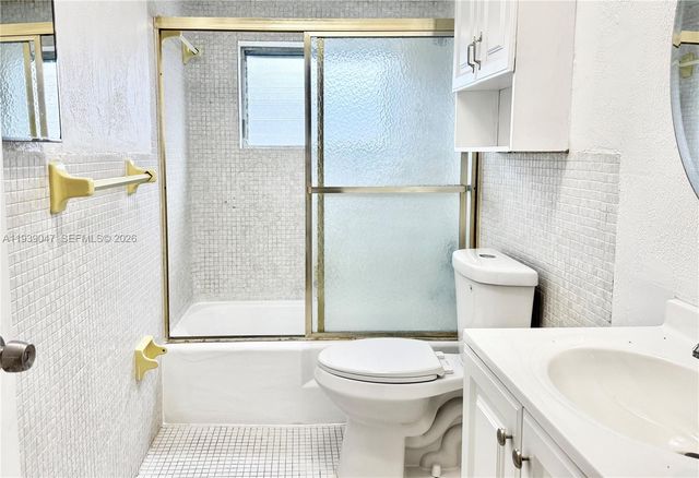 1855 NE 121st St 6, North Miami, FL 33181